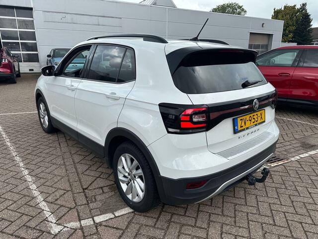 Volkswagen T-Cross 1.0 TSI Life 95 PK | Trekhaak | Navigatie | Climate Controle | LMV |