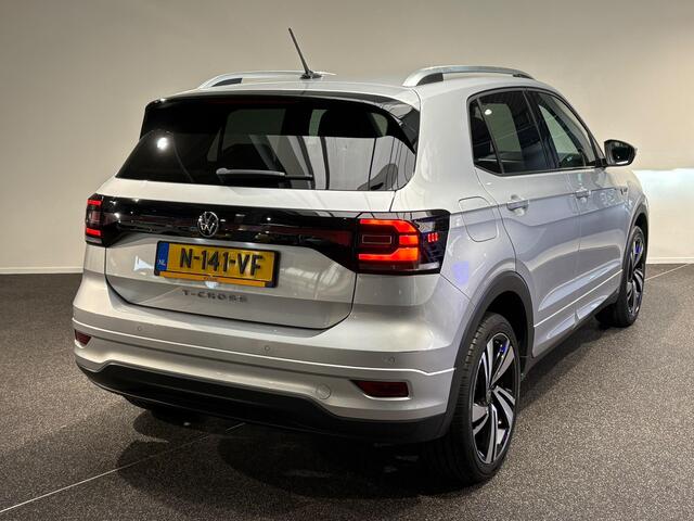 Volkswagen T-Cross 1.0 TSI R-Line | Stoelverwarming | Parkeersensoren | Adaptive Cruise Control | Climate Control |
