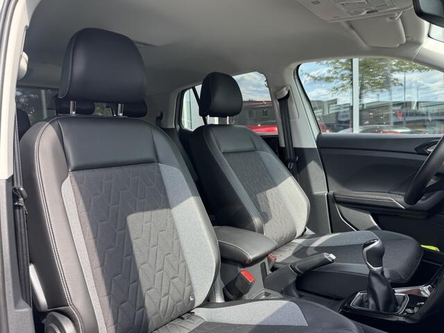 Volkswagen T-Cross 1.0 TSI Life Edition | STOELVERWARMING | APPLE CARPLAY |