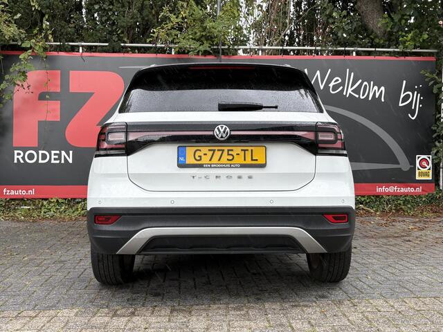 Volkswagen T-Cross 1.0 TSI Style - Automaat - Navigatie - Adaptief Cruise Control - Climate Controle