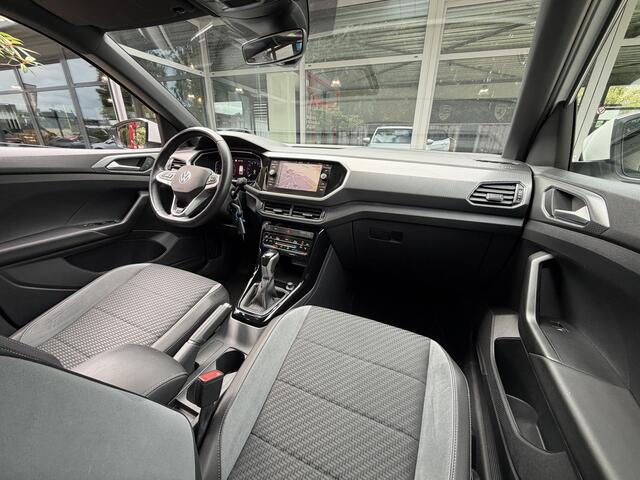 Volkswagen T-Cross 1.0 TSI *!* 2x R-LINE *!* NAVI/ CARPLAY/ 18 INCH/ LED/ RADAR *!*