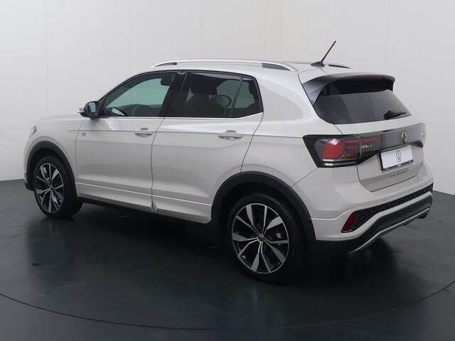 Volkswagen T-Cross 1.0 TSI R-Line | 116 PK | Automaat | Adaptive Cruise Control | Climate control | LED verlichting | Draadloze telefoonlader | Navigatiesysteem | Sfeerverlichting | Parkeersensoren | Apple Carplay / Android Auto |
