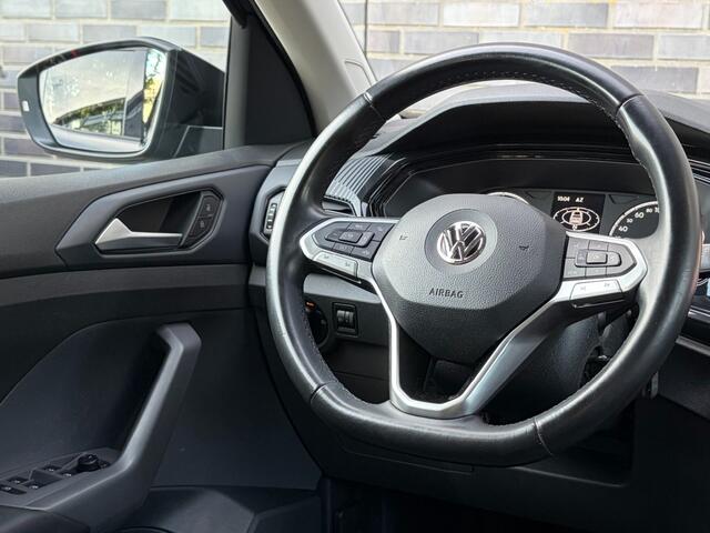 Volkswagen T-Cross 1.0 TSI LIFE 115PK NAVI - AD. CRUISE - TREKH. - PDC
