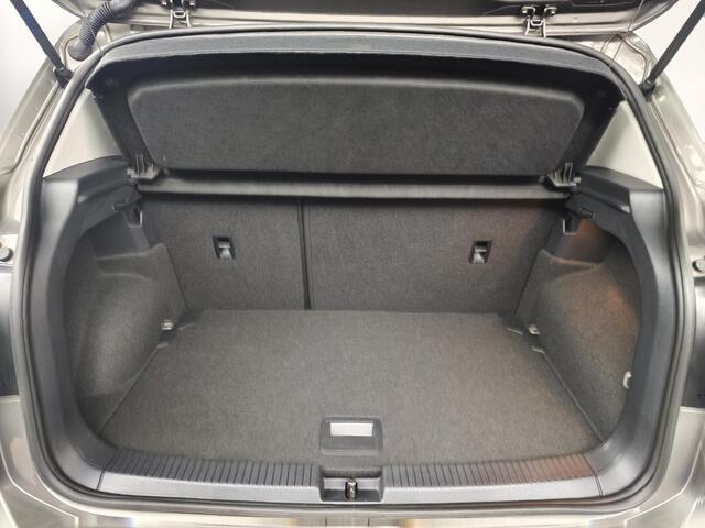 Volkswagen T-Cross 1.0 TSI Style | Automaat | Stoelverwarming | Camera | Climate Control |