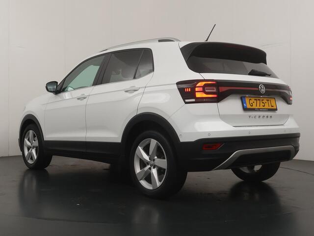 Volkswagen T-Cross 1.0 TSI Style - Automaat - Navigatie - Adaptief Cruise Control - Climate Controle