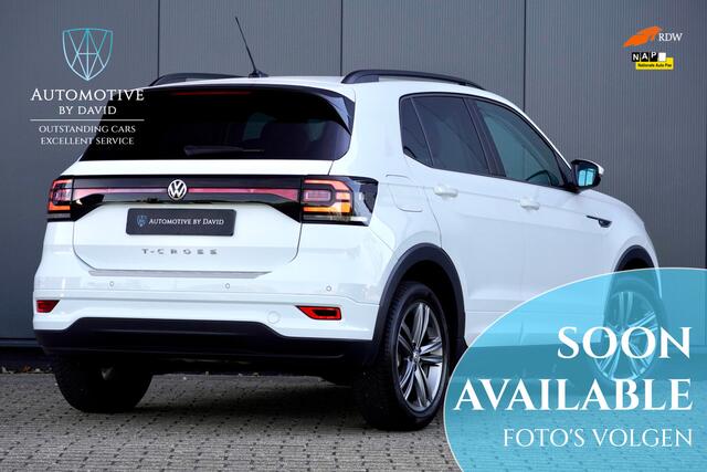 Volkswagen T-Cross 1.0 TSI 116 pk R-LINE BUSINESS AUTOMAAT / ADAPTIEVE CRUISE CONTROL / NAVIGATIE / APPLE CARPLAY / DSG / 17 INCH LMV / STOELVERWARMING / VIRTUAL COCKPIT