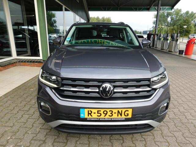 Volkswagen T-Cross 1.5TSI 150PK DSG STYLE!! All-in Prijs! Trekhaak!