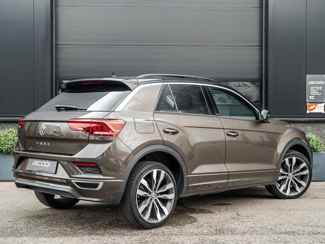 Volkswagen T-Roc 1.5 TSI 2X R-line | Pano | Keyless | Virtual | Beats | Elektr Achterklep | IQ | Sfeer | Lane & Side Assis | ACC | Front Assis