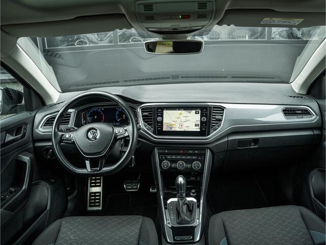 Volkswagen T-Roc 1.5 TSI 2X R-line | Pano | Keyless | Virtual | Beats | Elektr Achterklep | IQ | Sfeer | Lane & Side Assis | ACC | Front Assis