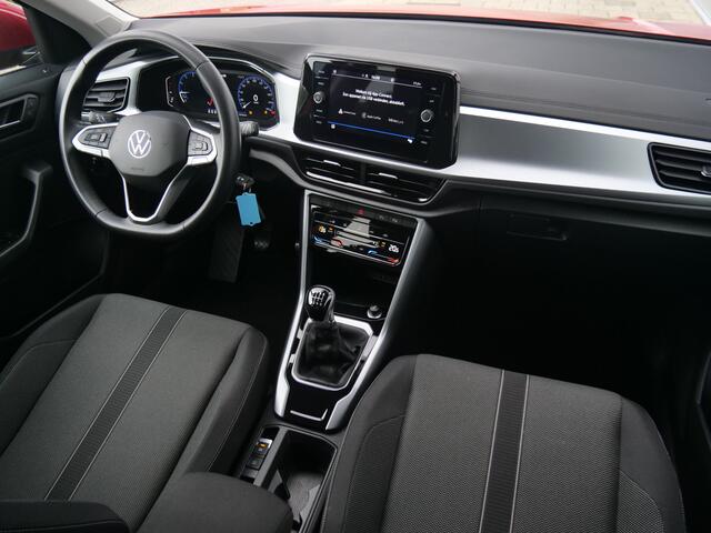 Volkswagen T-Roc 1.0 TSI 110 Pk Life Apple Carplay / DAB / PDC
