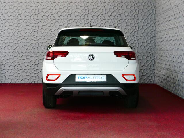 Volkswagen T-Roc 1.5 TSI 150PK CARPLAY NAVI STOEL VERW. LED VIR.COCKPIT 03/2024 70 BIJNA NIEUWE VOLKSWAGEN'S UIT VOORRAAD LEVERBAAR