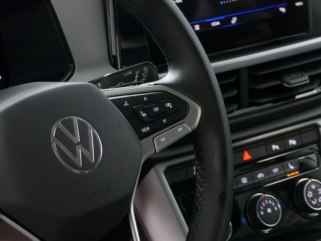 Volkswagen T-Roc 1.5 TSI 150PK CARPLAY NAVI STOEL VERW. LED VIR.COCKPIT 03/2024 70 BIJNA NIEUWE VOLKSWAGEN'S UIT VOORRAAD LEVERBAAR