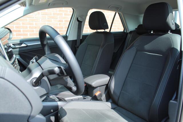 Volkswagen T-Roc 1.5 TSI 150PK DSG Style |IQ-LIGHT|17-INCH|CAMERA|DAB+|