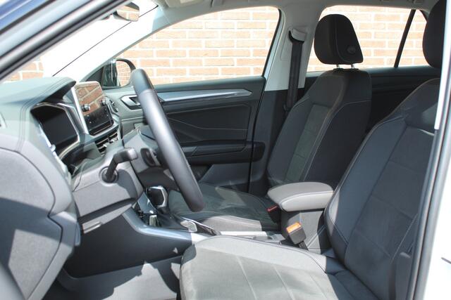 Volkswagen T-Roc 1.5 TSI 150PK DSG Style |IQ-LIGHT|17-INCH|CAMERA|DAB+|