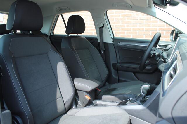 Volkswagen T-Roc 1.5 TSI 150PK DSG Style |IQ-LIGHT|17-INCH|CAMERA|DAB+|