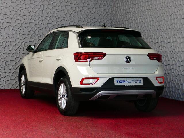 Volkswagen T-Roc 1.5 TSI 150PK CARPLAY NAVI STOEL VERW. LED VIR.COCKPIT 03/2024 70 BIJNA NIEUWE VOLKSWAGEN'S UIT VOORRAAD LEVERBAAR