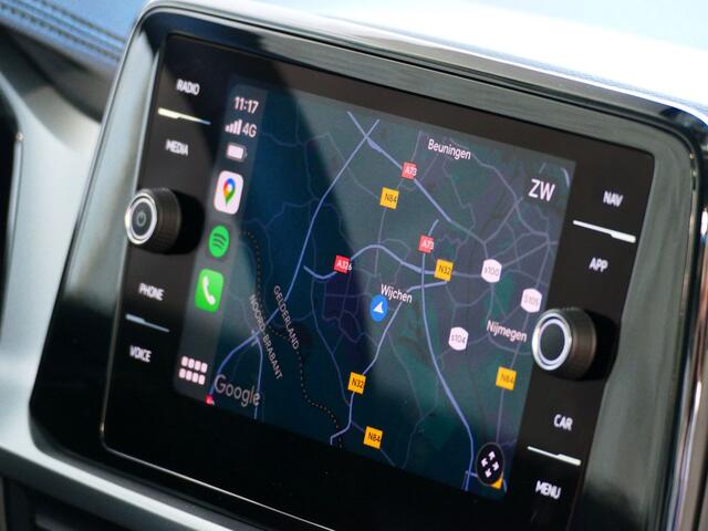 Volkswagen T-Roc 1.5 TSI 150PK R-LINE EVO IQ LIGHT ALCANTARA ELEK.KLEP CARPLAY STOEL/STUUR VERW. 18"LMV VIR.COCKPIT 06/2024
