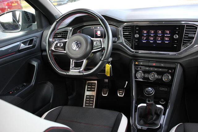 Volkswagen T-Roc 1.0 TSI Sport | Led | VC | ACC | Lane Assist