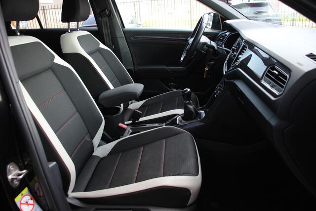 Volkswagen T-Roc 1.0 TSI Sport | Led | VC | ACC | Lane Assist