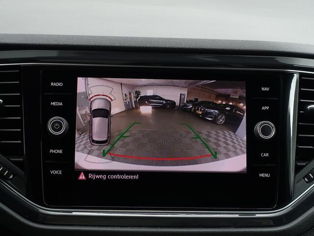 Volkswagen T-Roc 1.5 TSI R Line+ Maxton Aut- Panoramadak, Two Tone, Carplay, Virtual Cockpit, Xenon Led Matrix, Dynamic Select