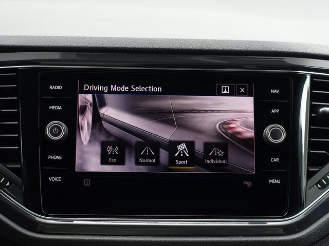Volkswagen T-Roc 1.5 TSI R Line+ Maxton Aut- Panoramadak, Two Tone, Carplay, Virtual Cockpit, Xenon Led Matrix, Dynamic Select