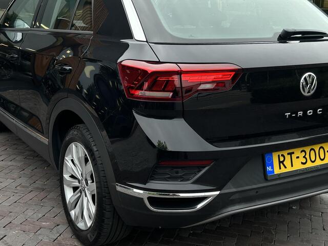 Volkswagen T-Roc 2.0 TSI 4Motion Sport Adapt. Cruise Virtual Dash DAB+ Carplay Navi 17''LM