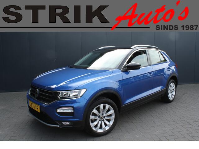 Volkswagen T-Roc 1.5 TSI Style Business AUTOMAAT - NAVIGATIE- TREKHAAK - PDC