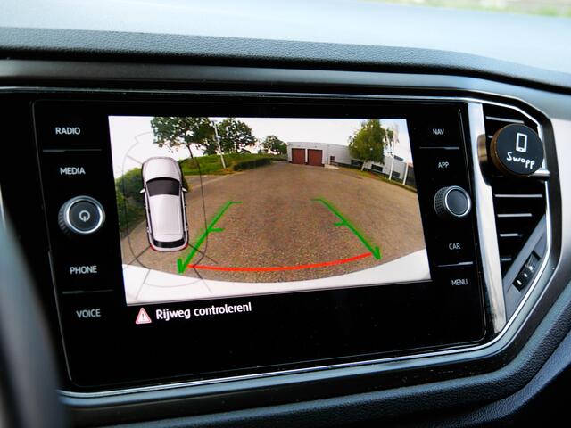 Volkswagen T-Roc 1.0 TSI 116PK Style Business | CAMERA | CARPLAY | TREKHAAK |