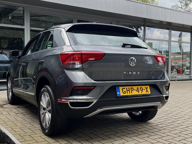 Volkswagen T-Roc 1.0 116PK TSI SPORT *!* NAVIGATIE/ 17 INCH/ PDC/ ECC *!*
