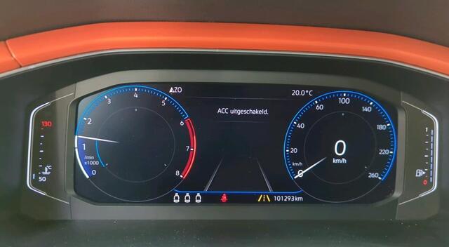 Volkswagen T-Roc 1.0 TSI 85KW STYLE + DESIGN Navigatie Camera Virtual Cockpit Clima ACC Extra Getint Glas 17 Inch velgen Mirror LInk Carplay Android Auto DAB 1e Eigenaar NL Auto