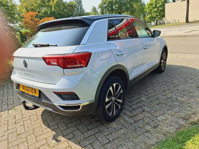 Volkswagen T-Roc 1.5 TREKHAAK NAVI, CAMERA, ANDROID AUTO 1.5 TSI