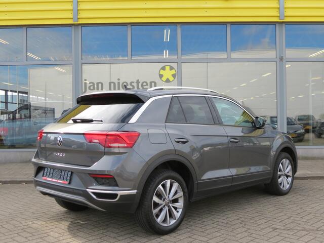 Volkswagen T-Roc 1.5 TSI AUTOMAAT / STYLE / LED / NAVIGATIE / CAMERA