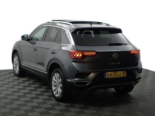 Volkswagen T-Roc 1.5 TSI R Line Sport Aut- Panodak, Sfeerverlichting, Ada Cruise, Dynamic Select, Carplay, Keyless, Camera
