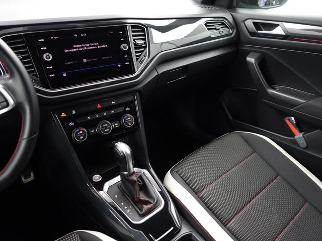 Volkswagen T-Roc 1.5 TSI R Line Sport Aut- Panodak, Sfeerverlichting, Ada Cruise, Dynamic Select, Carplay, Keyless, Camera