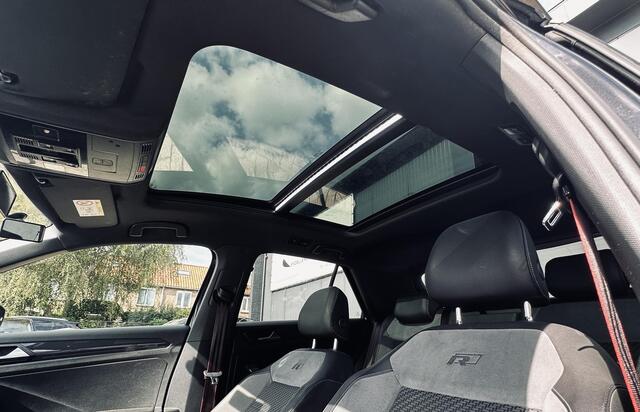 Volkswagen T-Roc 2.0 TDI Sport R-Line Pano/Navi/Camera