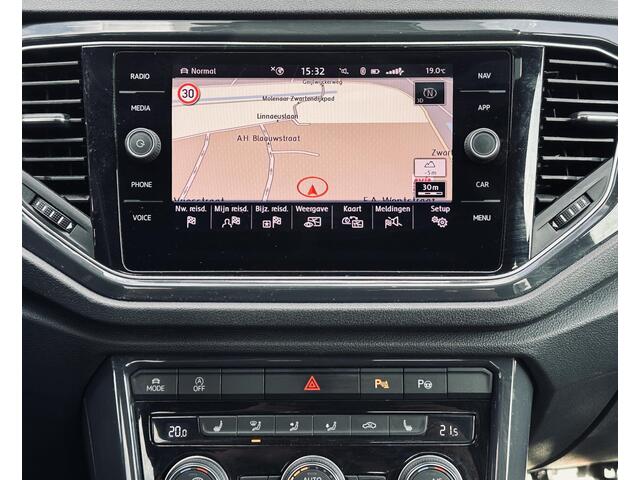 Volkswagen T-Roc 2.0 TDI Sport R-Line Pano/Navi/Camera