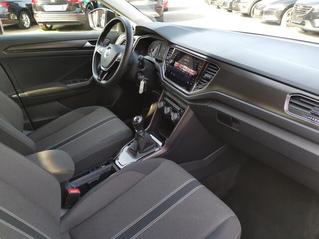 Volkswagen T-Roc 1.5TSI 150PK Sport Full-Led App-Connect ACC