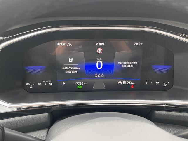 Volkswagen T-Roc 1.5 TSI R-Line Business 17"/Panoramadak/IQ Light/Virtual Cockpit/Adaptieve cruise/Stoelverwarming/Apple Carplay & Android Auto/Camera/PDC v+a