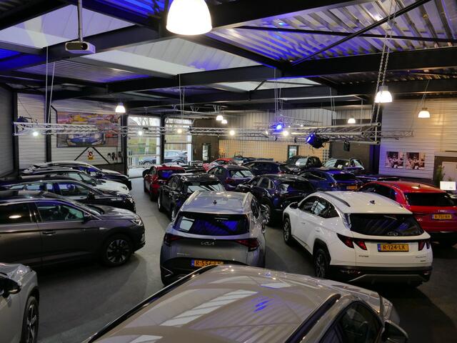 Volkswagen T-Roc 1.5 TSI 150PK EVO ELEK.KLEP ADAP.CRUISE LED VIR.COCKPIT CAMERA STOEL.VERW. 17''LMV KEYLESS 2024 70 BIJNA NIEUWE VOLKSWAGEN'S UIT VOORRAAD LEVERBAAR