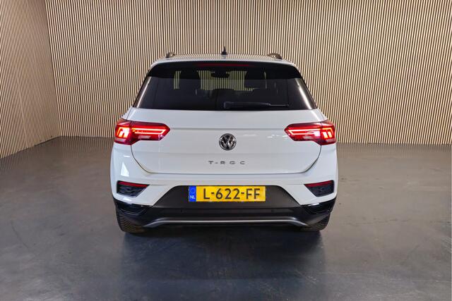 Volkswagen T-Roc 1.5 TSI Sport Business R - Panoramadak - Stoelverwarming