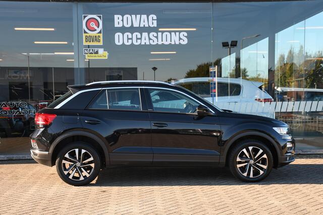 Volkswagen T-Roc 1.5 TSI Style APPLE CARPLAY/ LM 17/ LED/ PDC