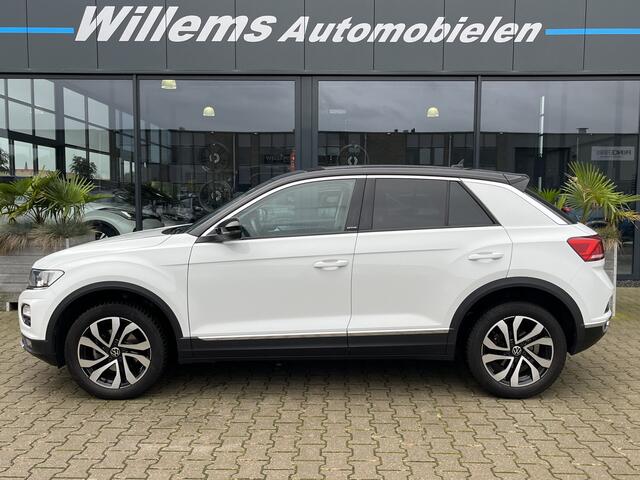 Volkswagen T-Roc 1.5 TSI Active Cruise Control, Trekhaak & Stoelverwarming