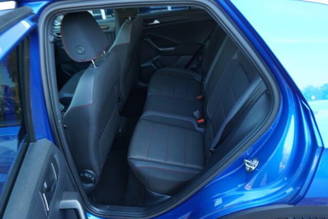 Volkswagen T-Roc 1.5 TSI 150pk DSG Sport Business R-Line Digital Dashboard | Camera | PDC * All in prijs