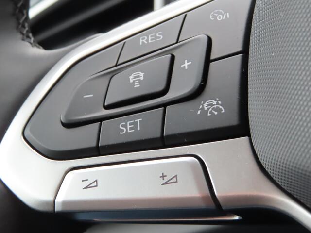 Volkswagen T-Roc 1.5 TSI Style DSG | full led | virtual cockpit | camera |