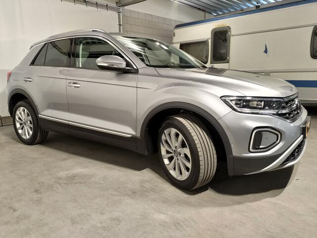 Volkswagen T-Roc 1.5 TSI 150pk STYLE EVO ACT DSG7 110kw Digi.dash./ Carplay / Camera / ACC / Elektr.A.Klep