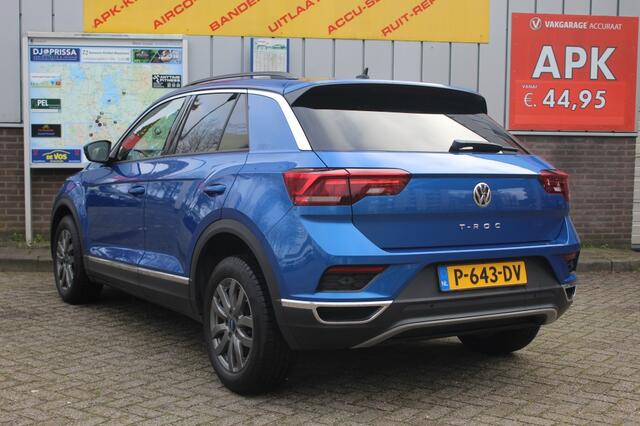 Volkswagen T-Roc 1.5 TSI Sport BnsR | Apple/Android Auto | Panorama Dak | Stoel V