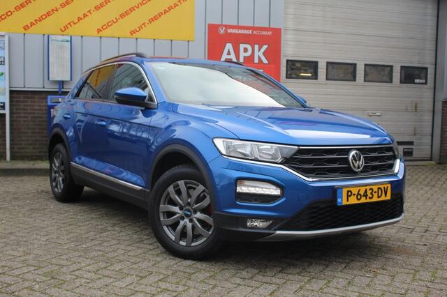 Volkswagen T-Roc 1.5 TSI Sport BnsR | Apple/Android Auto | Panorama Dak | Stoel V