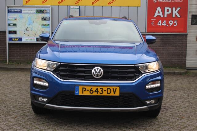 Volkswagen T-Roc 1.5 TSI Sport BnsR | Apple/Android Auto | Panorama Dak | Stoel V