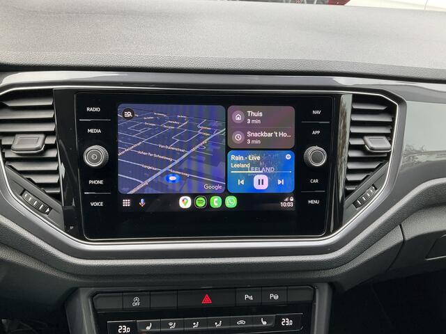 Volkswagen T-Roc 1.5 TSI Automaat R-Line Navi Camera Stoelverw. Digitaal Business R
