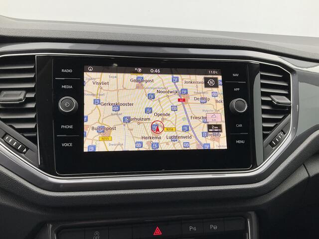 Volkswagen T-Roc 1.5 TSI Automaat R-Line Navi Camera Stoelverw. Digitaal Business R